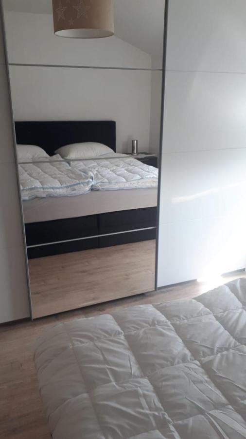 1 Apartment